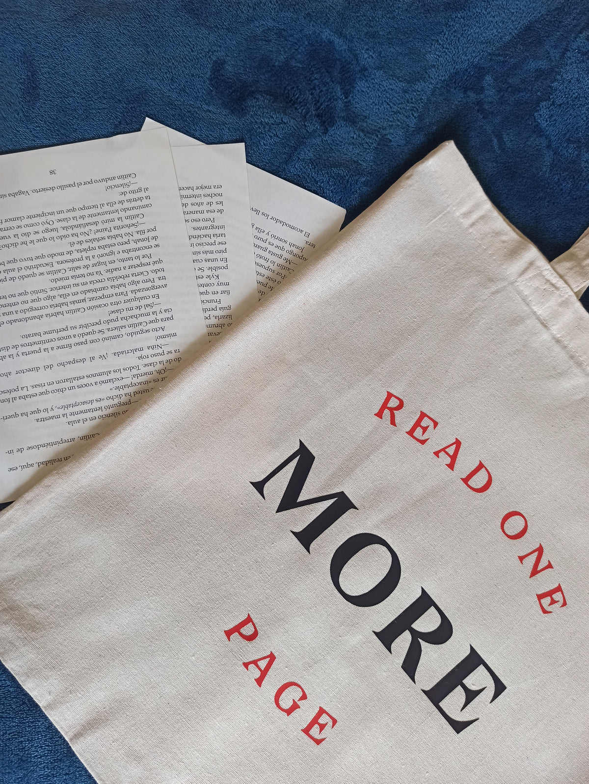 TOTE BAG READ ONE MORE PAGE